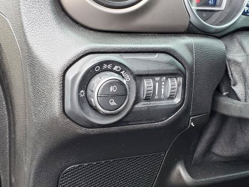 Used 2021 Jeep Gladiator Sport AWD/4WD image 8