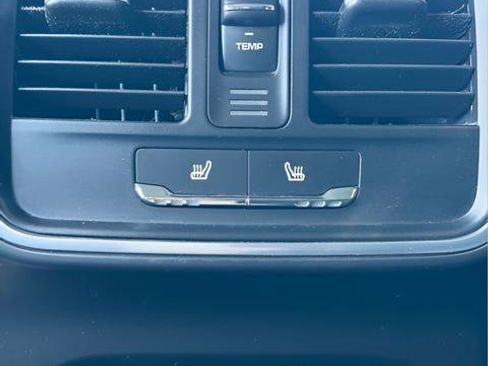 Used 2018 Porsche Macan GTS image 9