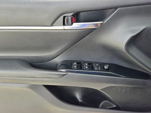 Used 2019 Toyota Camry SE w/ Convenience Package image 27