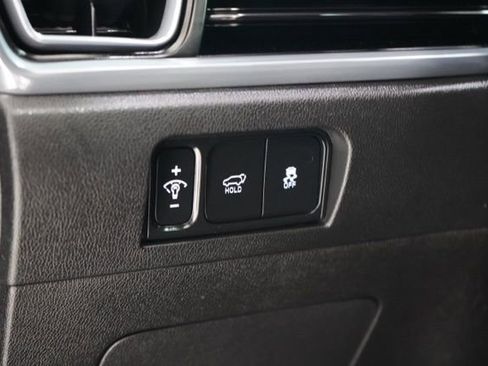 Used 2024 Kia Sorento SX Prestige image 22