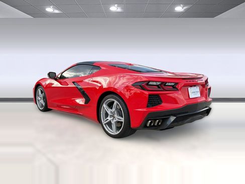 Used 2020 Chevrolet Corvette Stingray Preferred Cpe w/ 2LT Preferred Equipment Group image 3