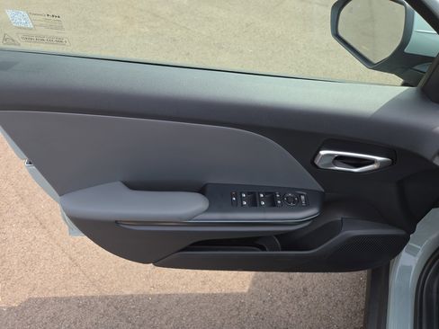 New 2026 Kia Sportage S image 5