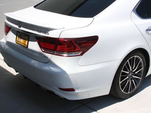 Used 2014 Lexus LS 460 AWD w/ F Sport Package image 11