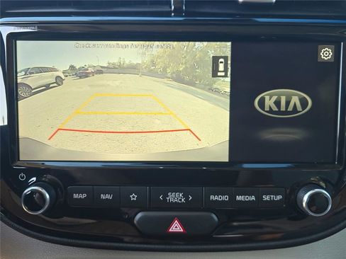 Used 2021 Kia Soul EX image 20