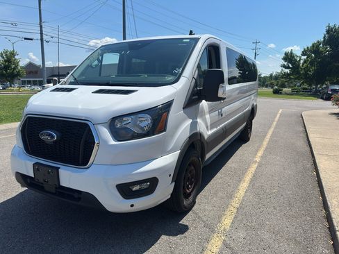 Used 2025 Ford Transit 350 XLT RWD image 8