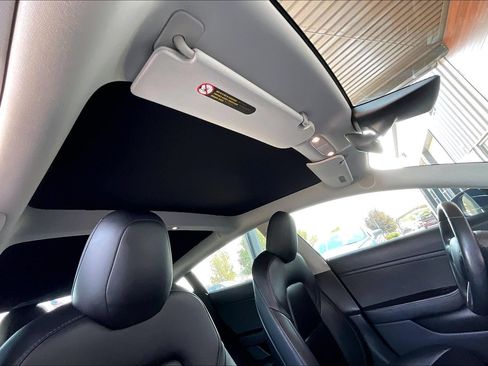 Used 2019 Tesla Model 3 Long Range AWD/4WD image 22