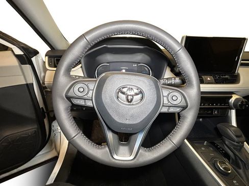New 2025 Toyota RAV4 XLE image 12
