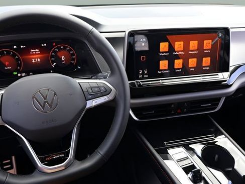 New 2026 Volkswagen Atlas Peak Edition AWD/4WD image 26