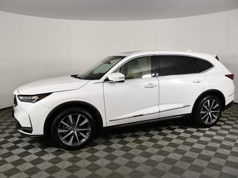 Certified 2025 Acura MDX SH-AWD w/ Technology Package image 9