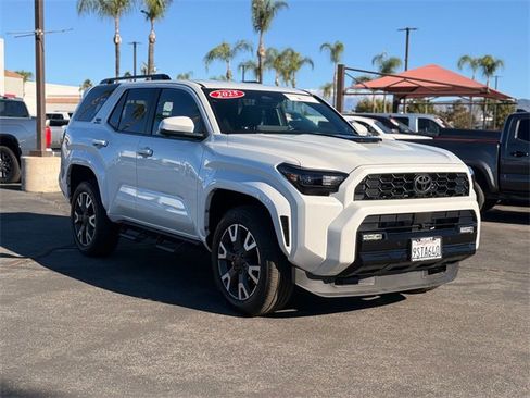 Used 2025 Toyota 4Runner TRD Sport image 3