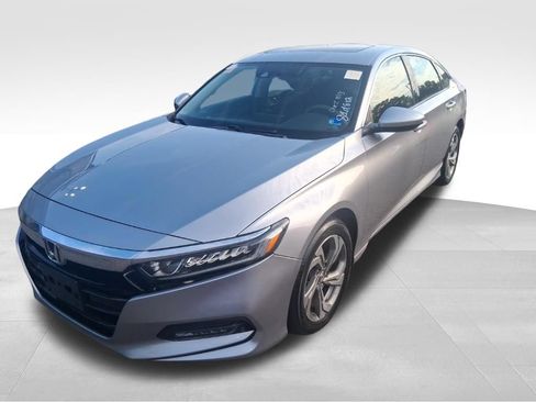 Used 2019 Honda Accord EX image 2