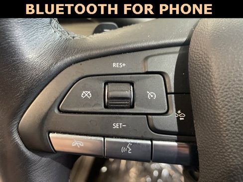 Used 2024 Cadillac XT4 Premium Luxury image 15