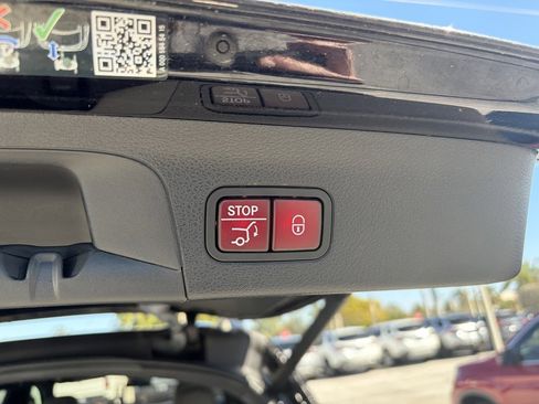 Used 2023 Mercedes-Benz GLS 580 4MATIC image 16