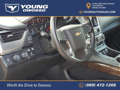 Used 2020 Chevrolet Suburban LT AWD/4WD image 11