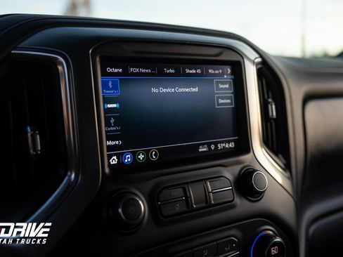 Used 2023 Chevrolet Silverado 2500 LT image 28