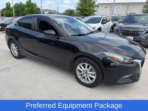 Used 2018 MAZDA MAZDA3 Sport w/ Preferred Equipment Package image 2