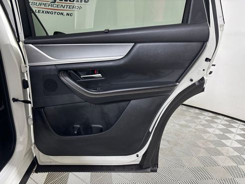Used 2024 MAZDA CX-90 3.3 Turbo w/ Preferred Package AWD/4WD image 26