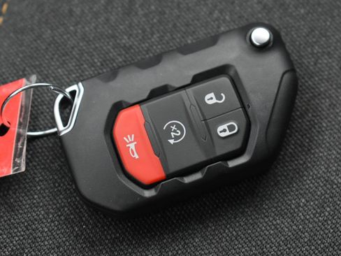 New 2026 Jeep Wrangler Unlimited Sport image 32