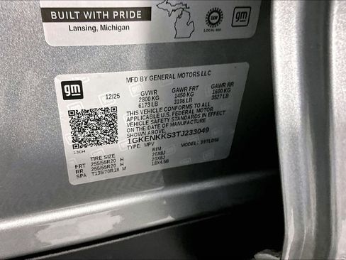 New 2026 GMC Acadia Elevation w/ Elevation Premium Package FWD image 9