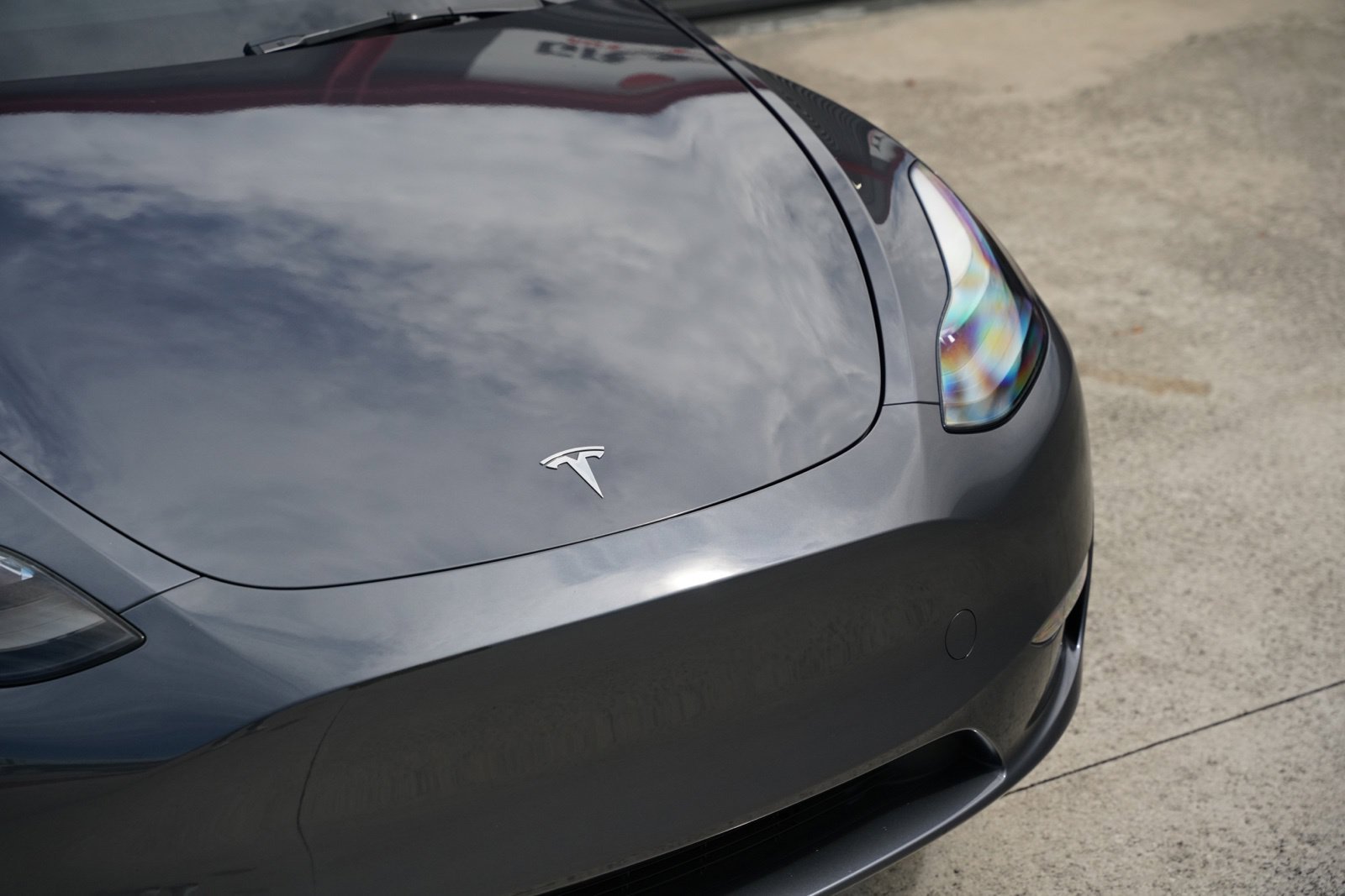 Used 2023 Tesla Model Y 2WD image 2