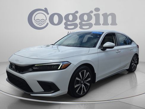 Used 2024 Honda Civic EX-L image 1