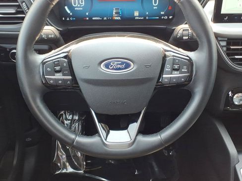 Used 2024 Ford Escape Platinum AWD/4WD image 17