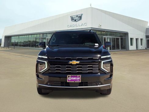 Used 2026 Chevrolet Tahoe High Country RWD image 2