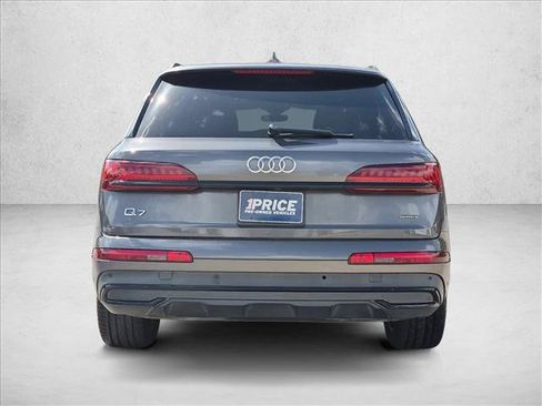 Used 2022 Audi Q7 2.0T Premium Plus w/ Premium Plus Package AWD/4WD image 6