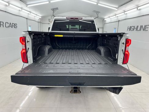 Used 2021 Chevrolet Silverado 2500 LTZ w/ LTZ Plus Package AWD/4WD image 6