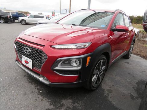 Used 2021 Hyundai Kona Limited w/ Cargo Package image 14