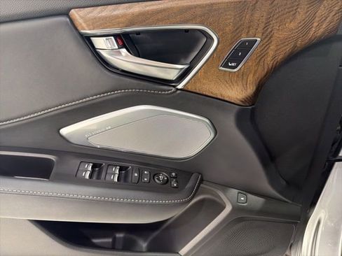 Certified 2023 Acura RDX AWD w/ Advance Package image 11