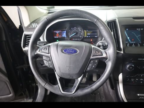 Used 2017 Ford Edge SEL w/ Equipment Group 201A AWD/4WD image 19