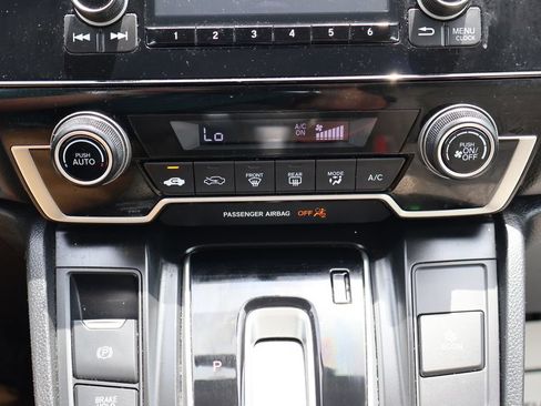 Used 2018 Honda CR-V LX image 11