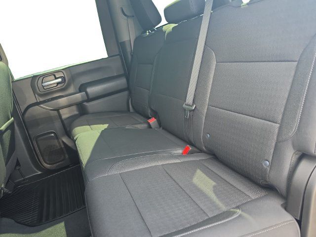 Used 2025 Chevrolet Silverado 2500 Custom w/ Custom Value Package AWD/4WD image 15