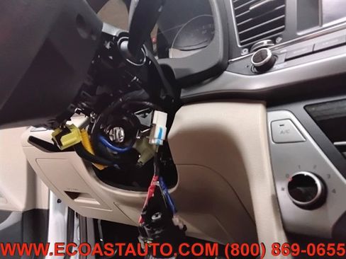 Used 2018 Hyundai Elantra SE w/ SE Connectivity Package 04 image 21