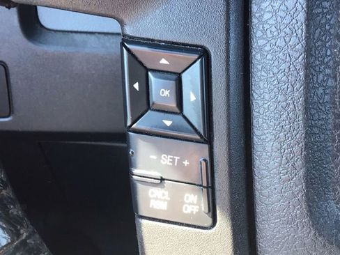 Used 2014 Ford F150 XLT w/ XLT Chrome Package image 23