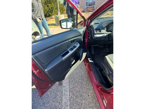 Used 2016 Subaru Impreza 2.0i image 9