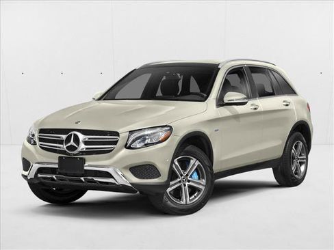 Used 2019 Mercedes-Benz GLC 350e 4MATIC image 1
