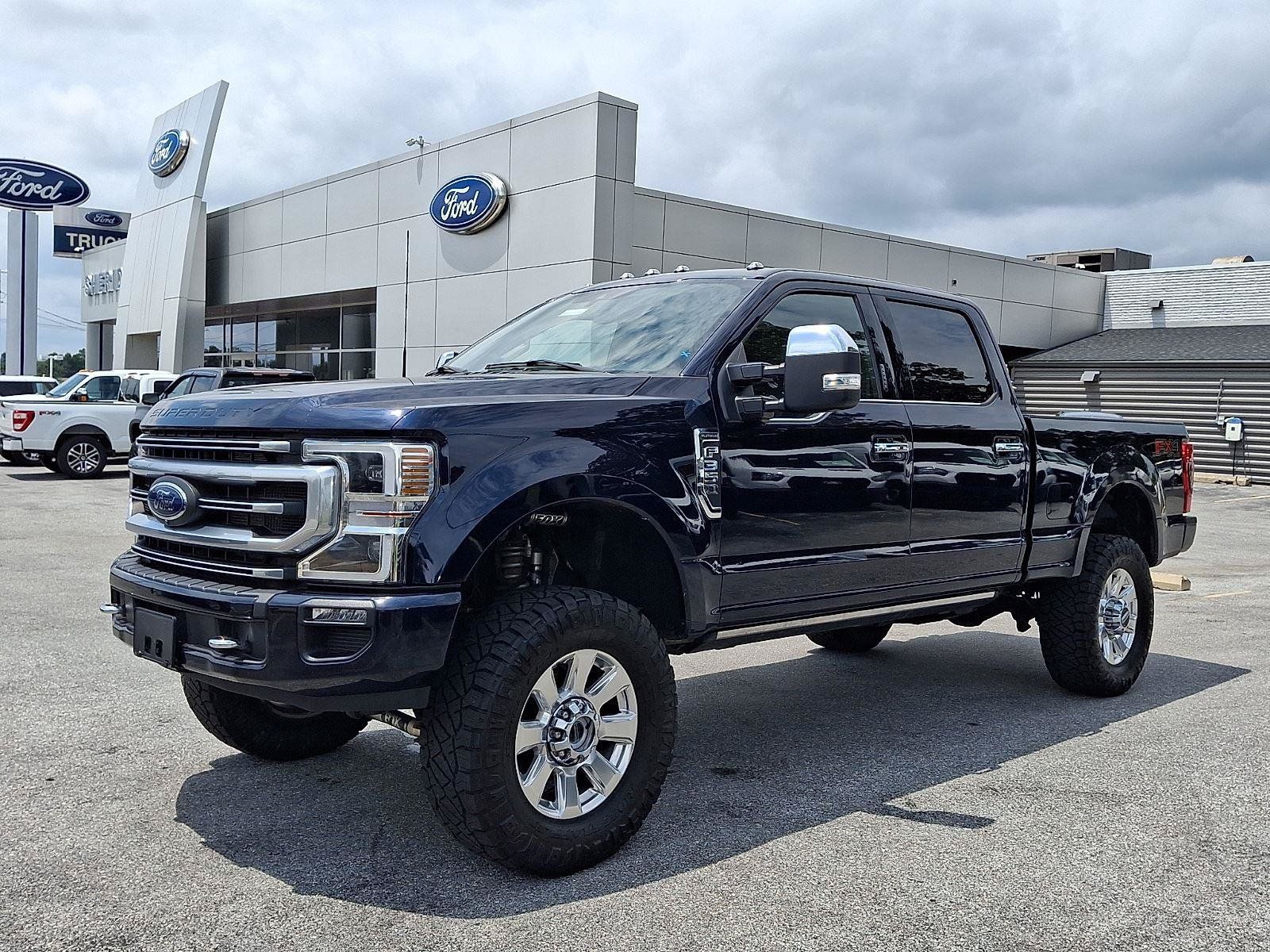 Used 2022 Ford F350 Platinum AWD/4WD image 4