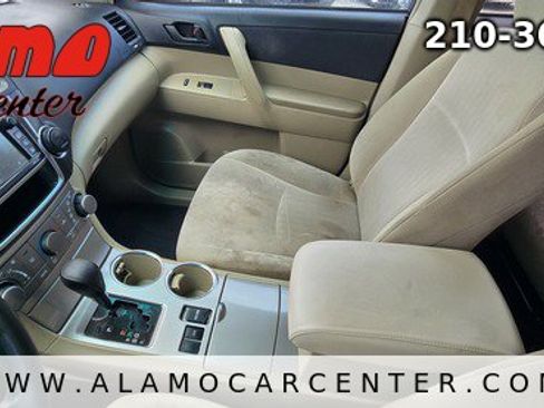 Used 2013 Toyota Highlander FWD image 36