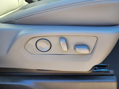 New 2026 GMC Sierra 1500 SLT w/ SLT Premium Plus Package image 39