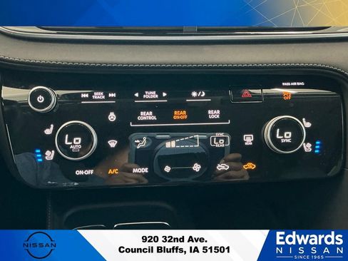 Used 2026 INFINITI QX60 Luxe w/ Cargo Package AWD/4WD image 32