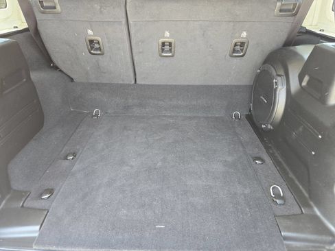 Used 2023 Jeep Wrangler Unlimited w/ Cold Weather Group AWD/4WD image 34