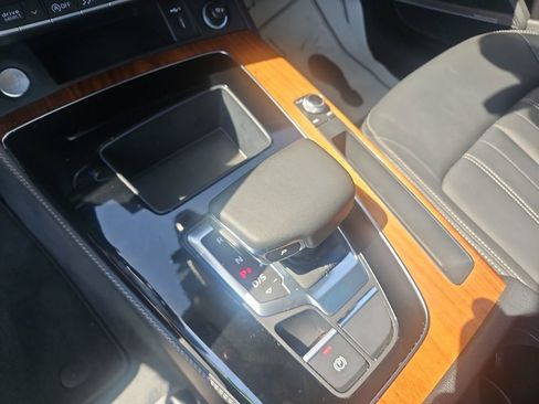 Used 2023 Audi Q5 2.0T Premium Plus w/ Premium Plus Package image 27