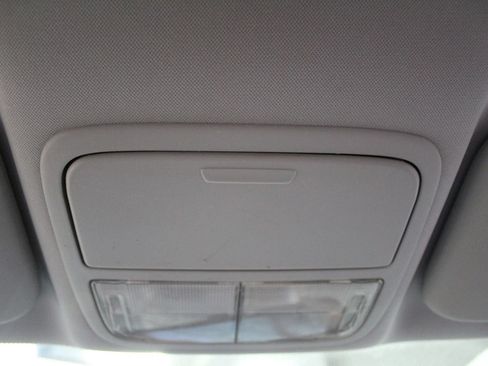 Used 2011 Honda CR-V SE image 21