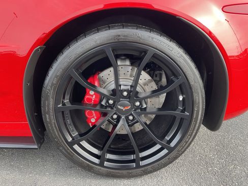 Used 2013 Chevrolet Corvette 427 w/ 1SC Preferred Equipment Group image 22