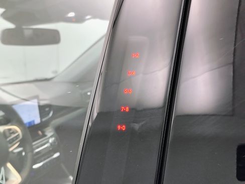 Used 2023 Ford Explorer Limited w/ Equipment Group 301A image 20