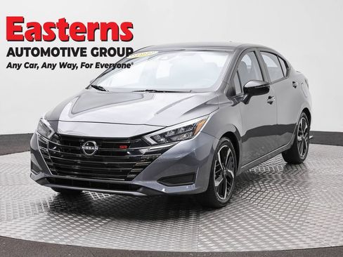 Used 2024 Nissan Versa SR FWD image 1