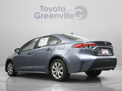 Used 2024 Toyota Corolla LE image 7