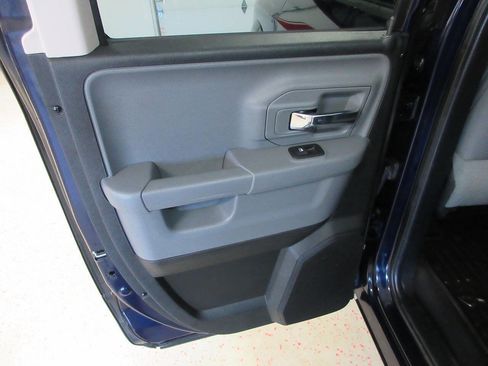 Used 2016 RAM 1500 Outdoorsman AWD/4WD image 27